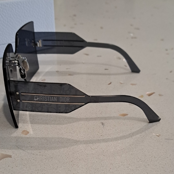 Christian Dior Monogram Sunglasses - Picture 6 of 13